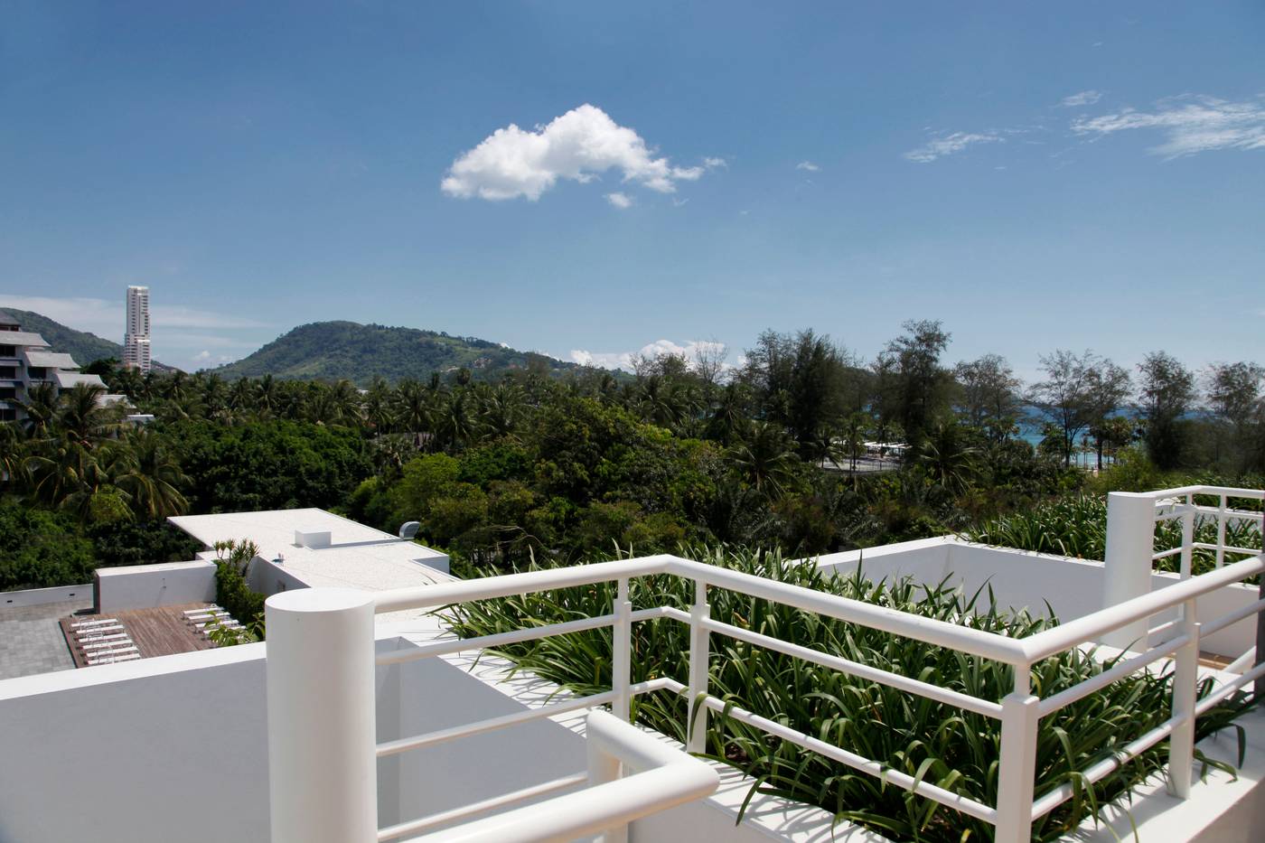 Nap-Patong-Hotel-Room-18