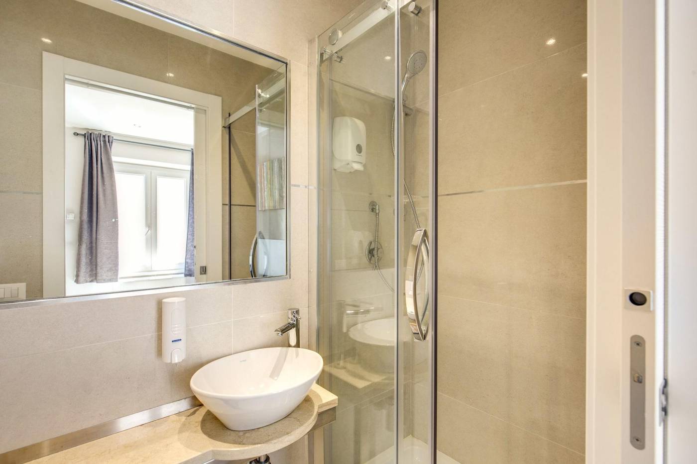 Aurelia-Vatican-Apartments-Room-53