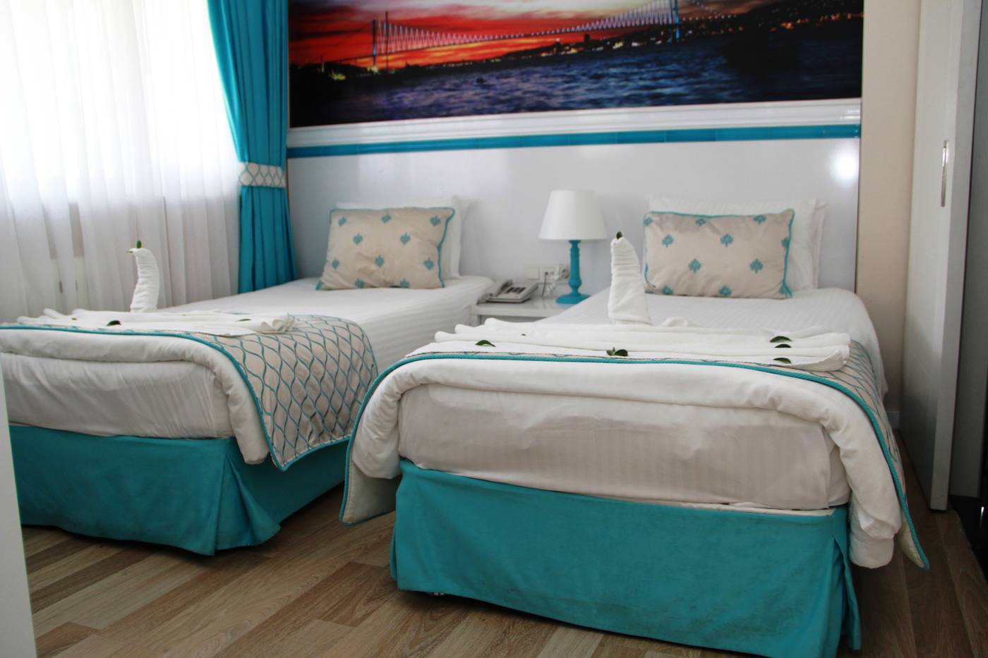 Star-Holiday-Room-18