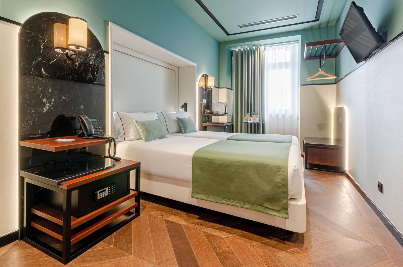 Nicola-Rossio-Hotel-Room-18