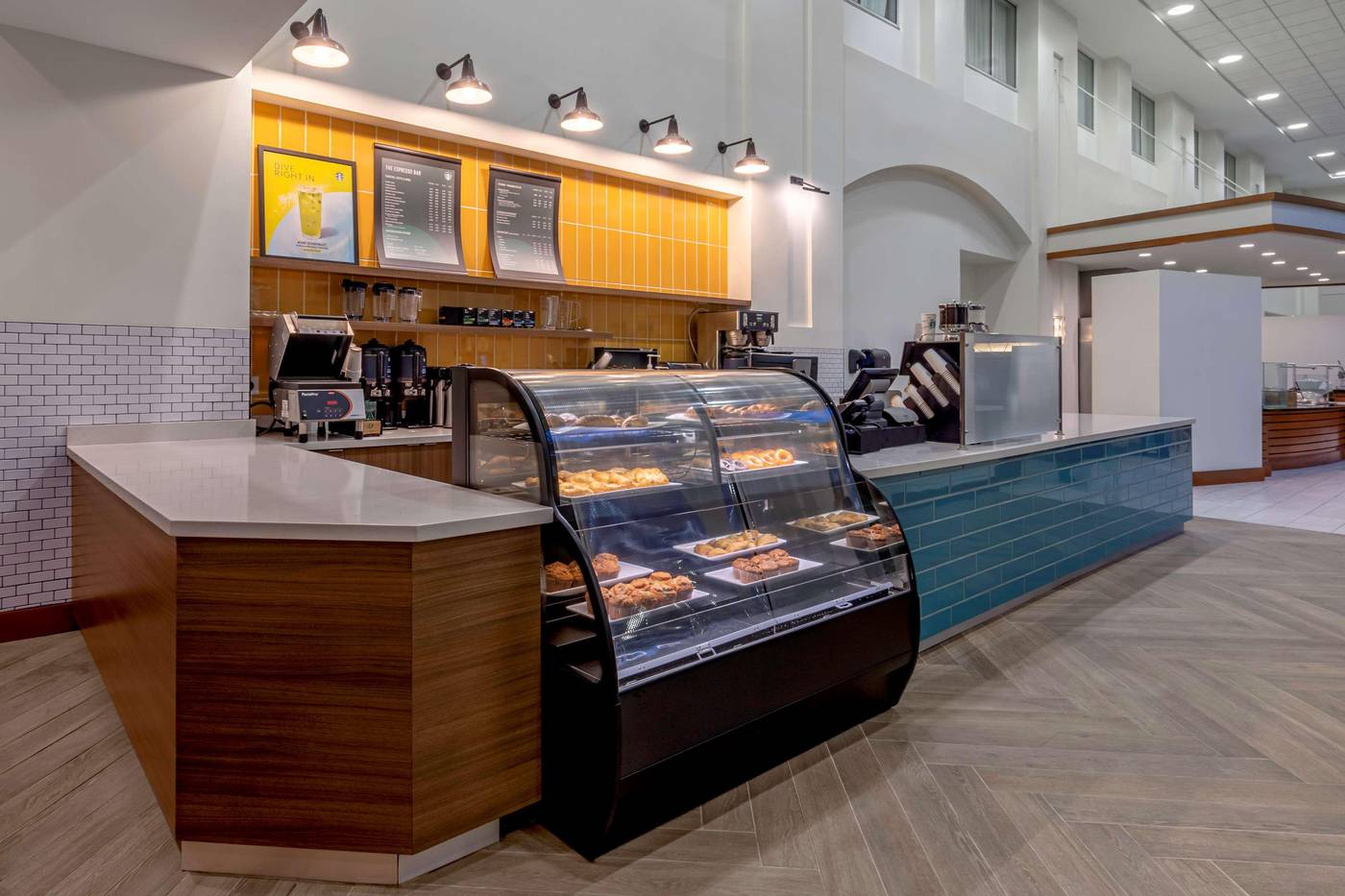 Embassy-Suites-Boston-Logan-Airport-Restaurant-35