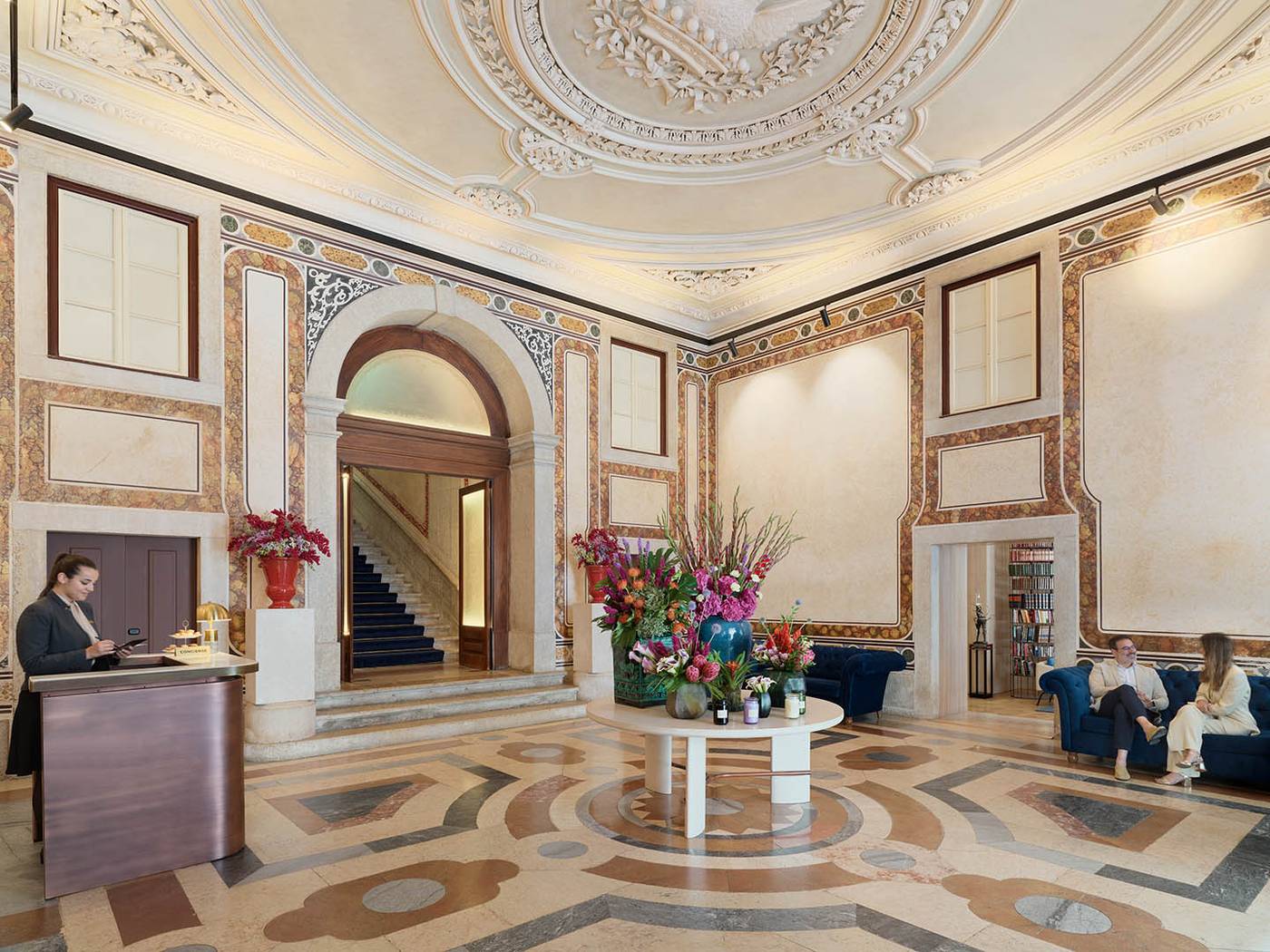The-One-Palacio-Da-Anunciada-Lobby-14