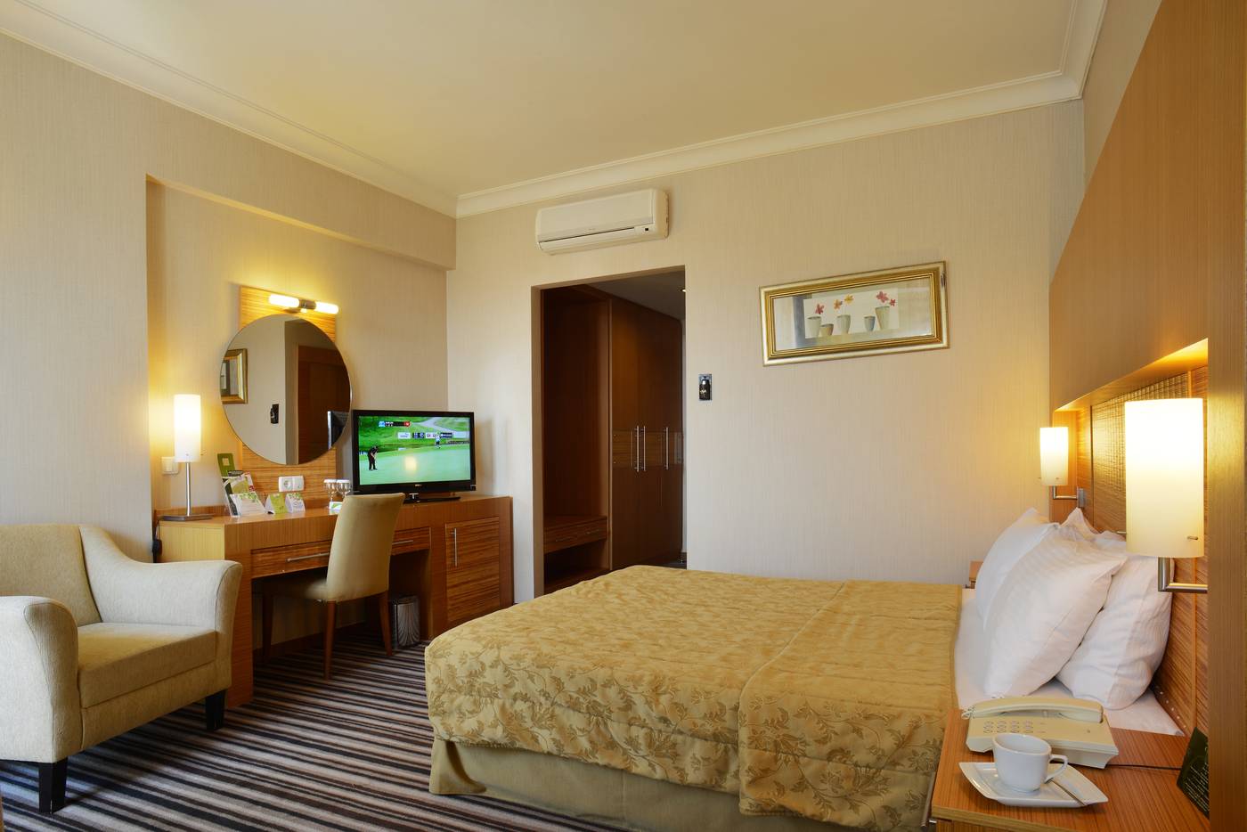 Grand-Cettia-Room-21