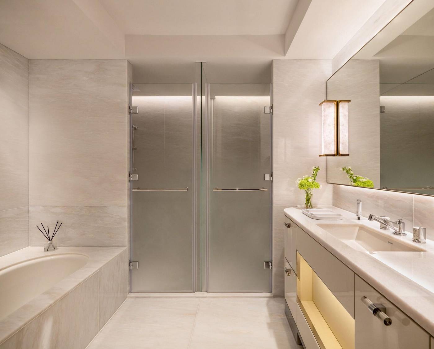 Lanson-Place-Causeway-Bay--Hong-Kong-Room-37