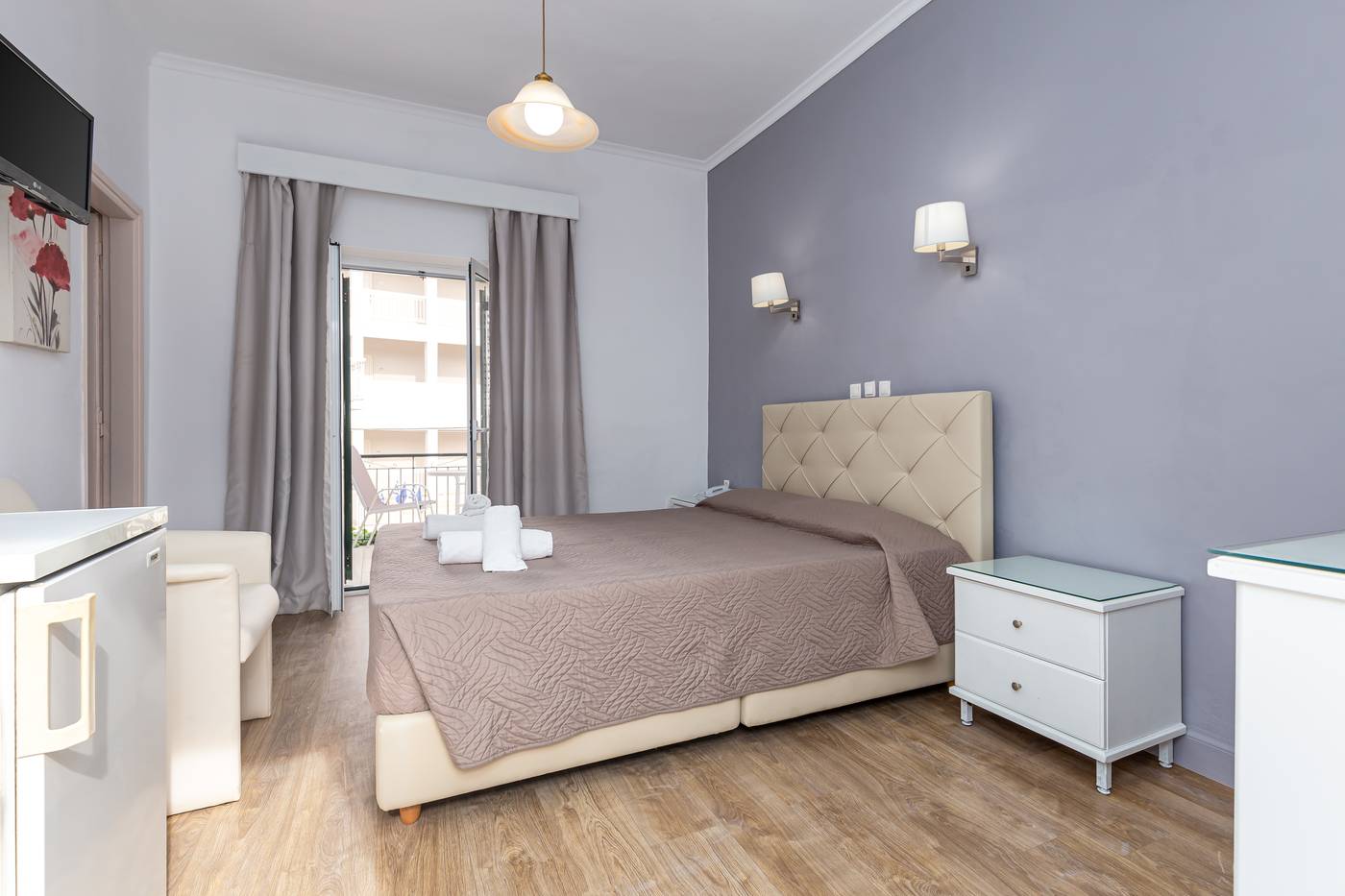 Oasis-Hotel-Room-14