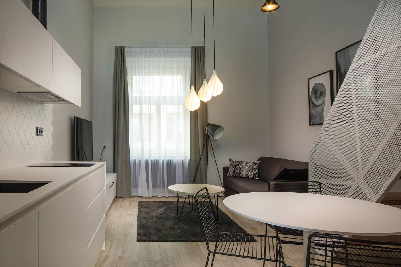 OREA-Place-Seno-Room-13