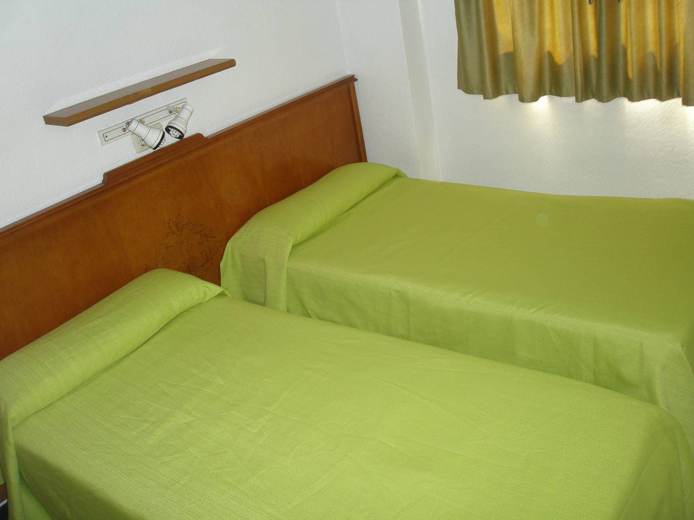 Maria-Victoria-Room-15