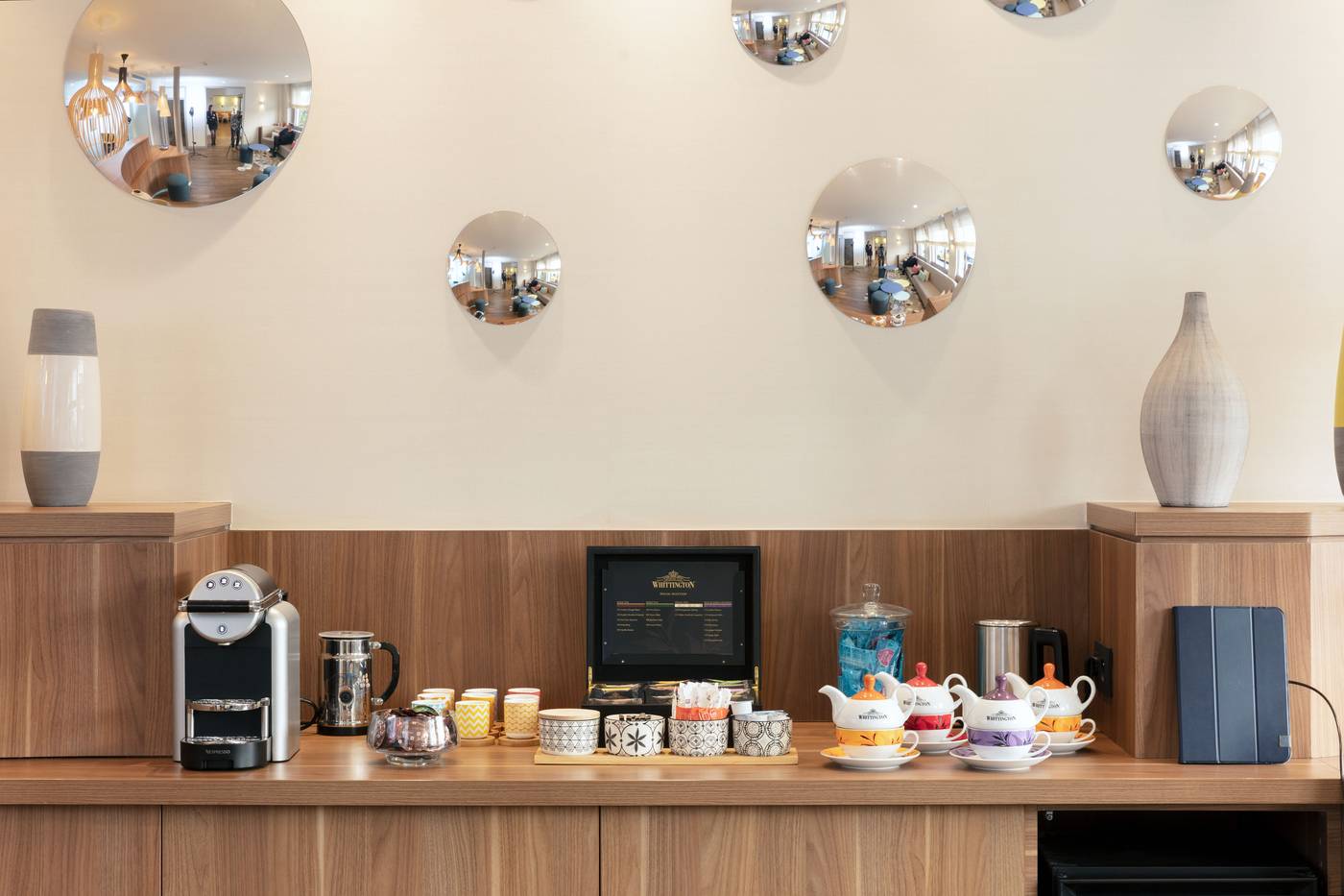 Hotel-des-Nations-Saint-Germain-Lobby-7