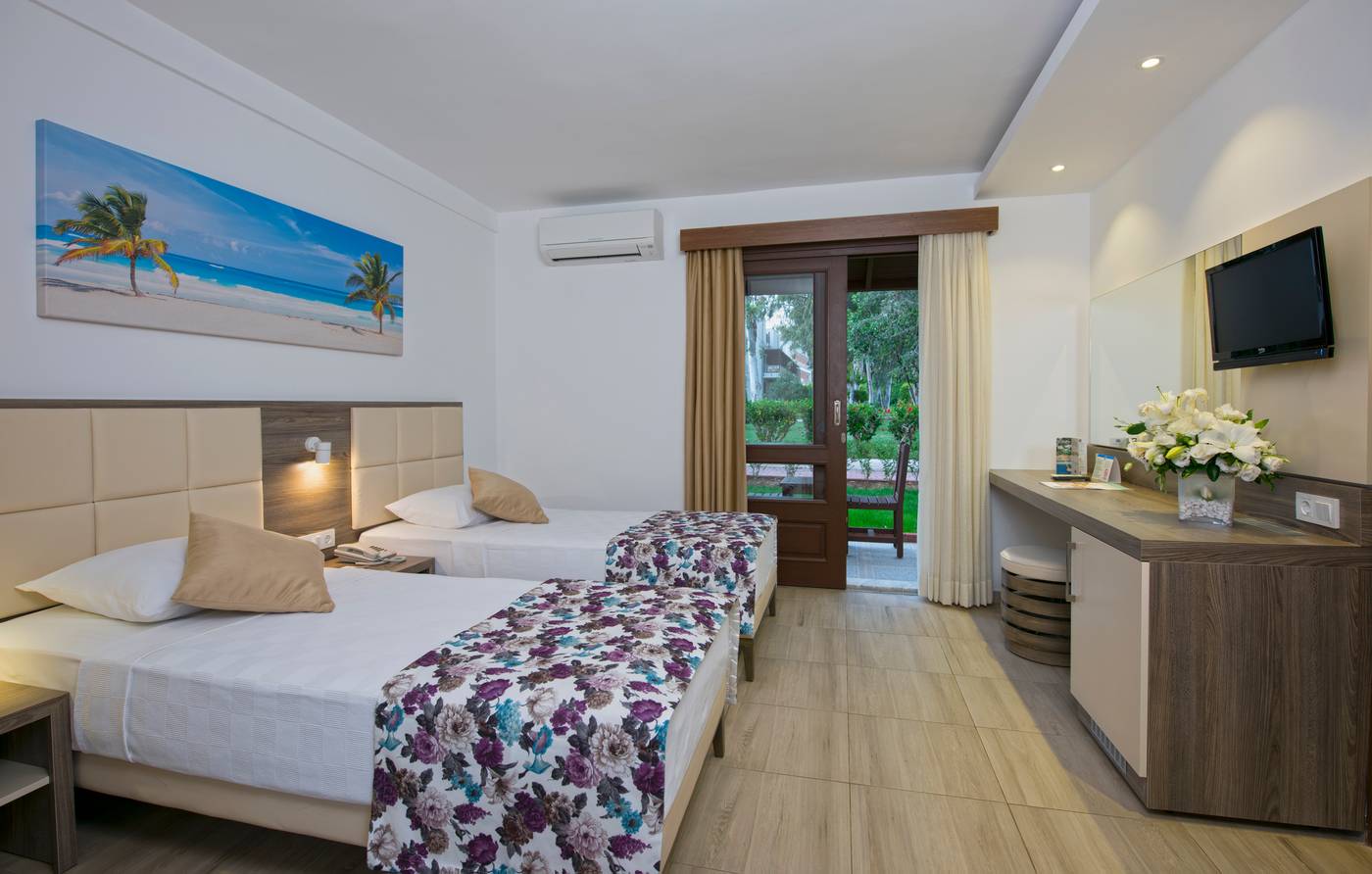 Club-Kastalia-Holiday-Village-Room-11