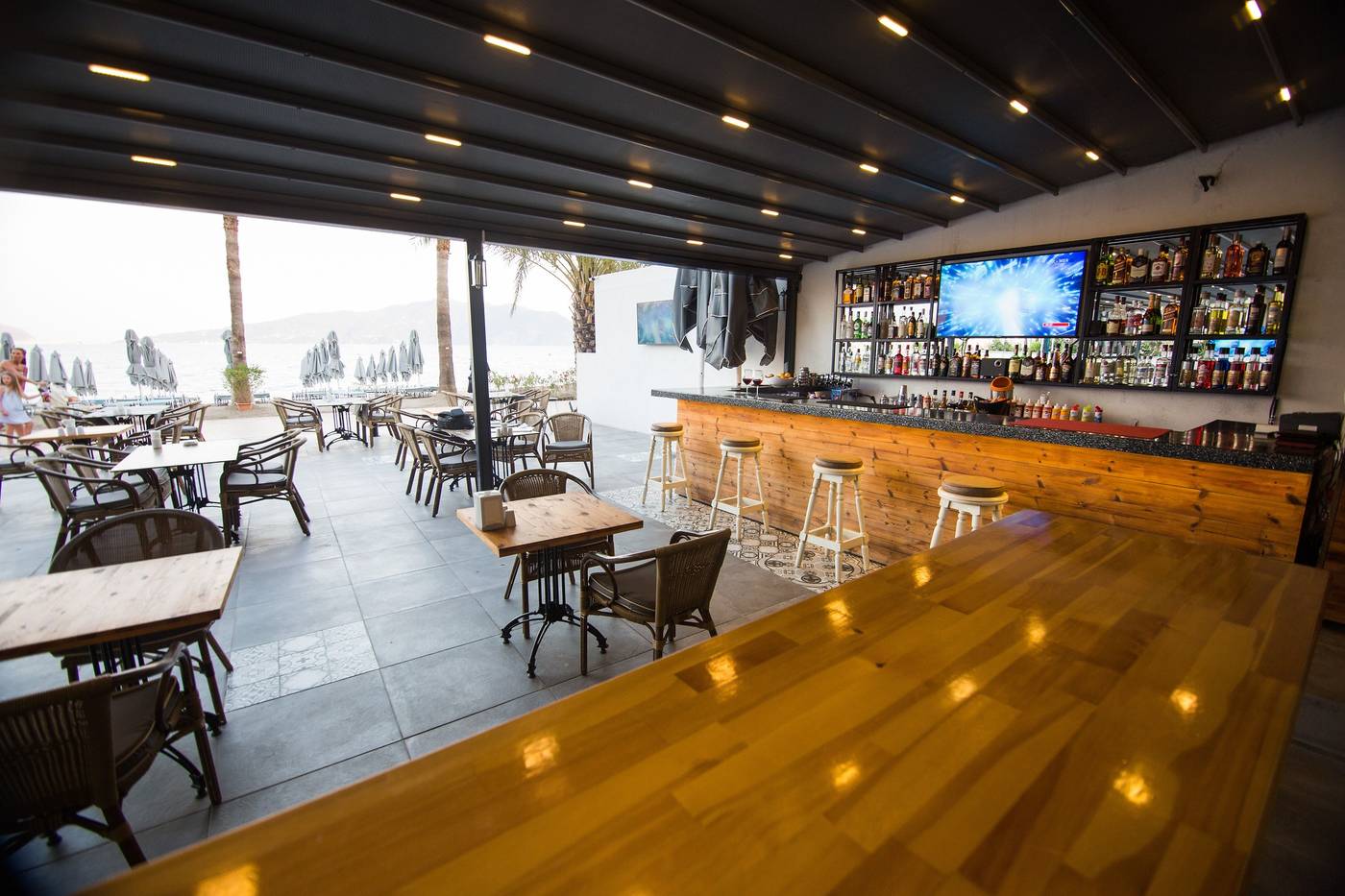 Geo-Beach-Hotel-Bar-21