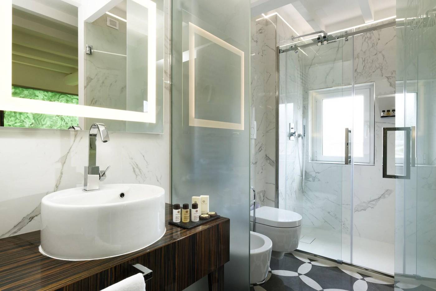 Le-Boutique-Hotel-Room-18