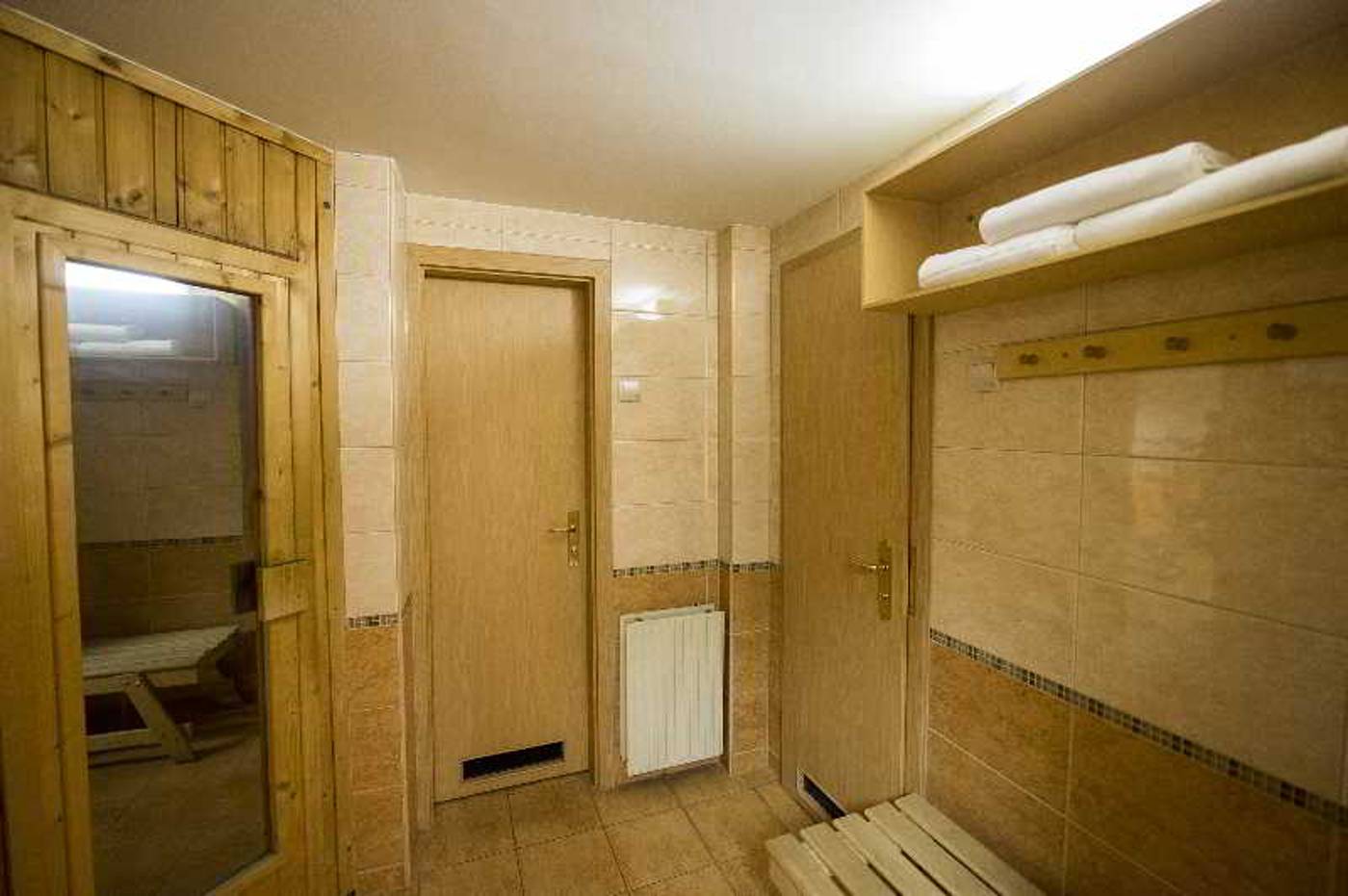 The-Three-Corners-Hotel-Art-Sports-and-Entertainment-15