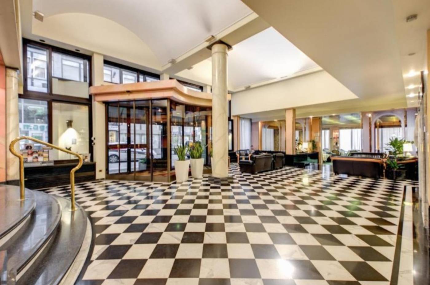 Brunelleschi-Lobby-9