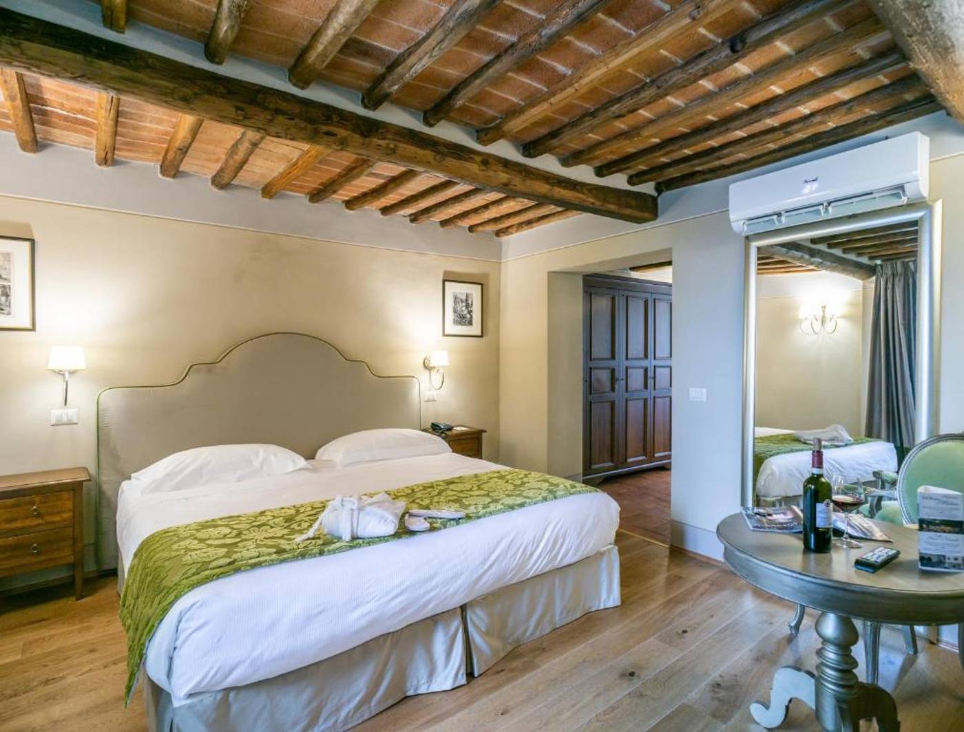 Palazzo-Leopoldo-Dimora-Storica---Spa-Room-23