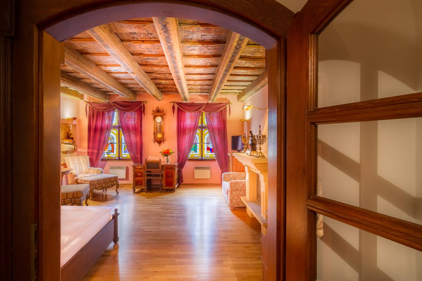 The-King-Charles-Room-6