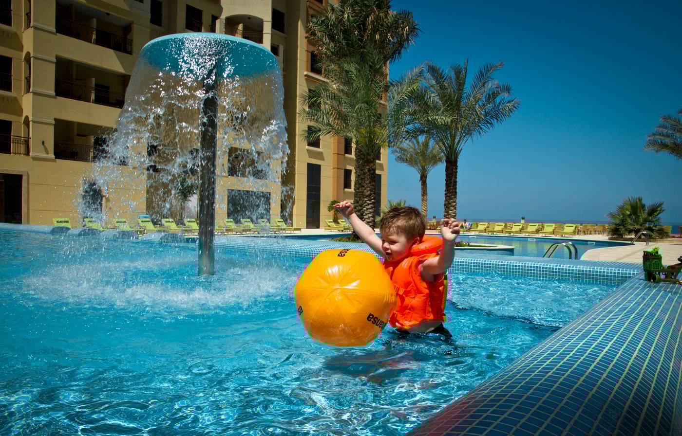 Marjan-Island-Resort-And-Spa-Pool-8