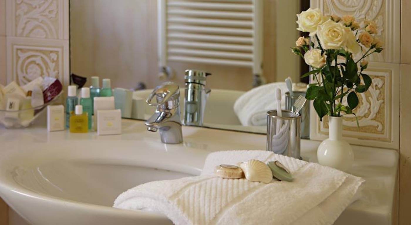 Hotel-Carlton-Capri-Room-16