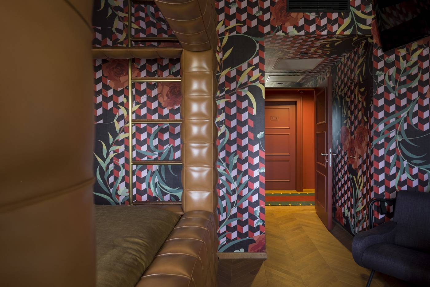 Winery---Design-Hotel-Roxanich-Room-41