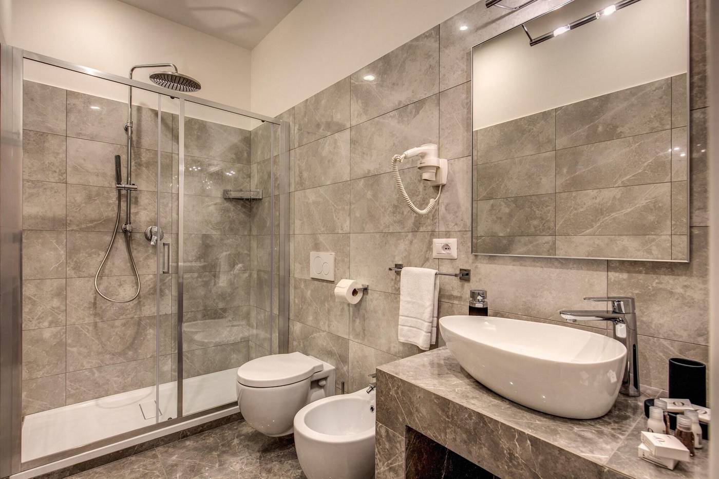 Elysium-Suites-Room-18