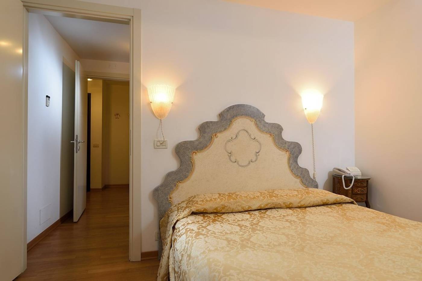 Royal-San-Marco-Room-25