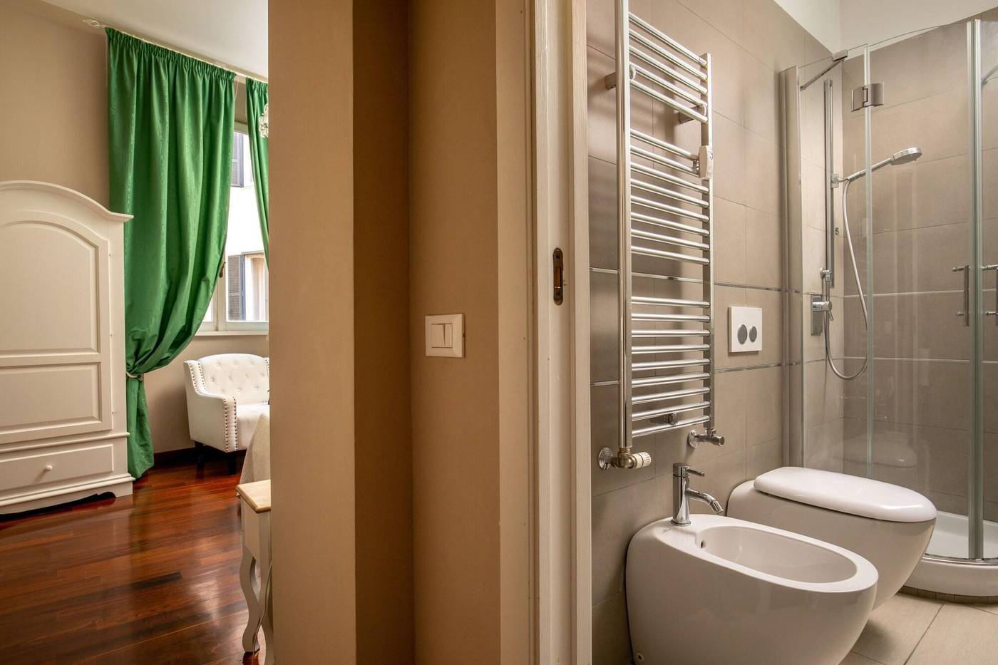 Avignonesi-Suites---Daplace-Collection-Room-19