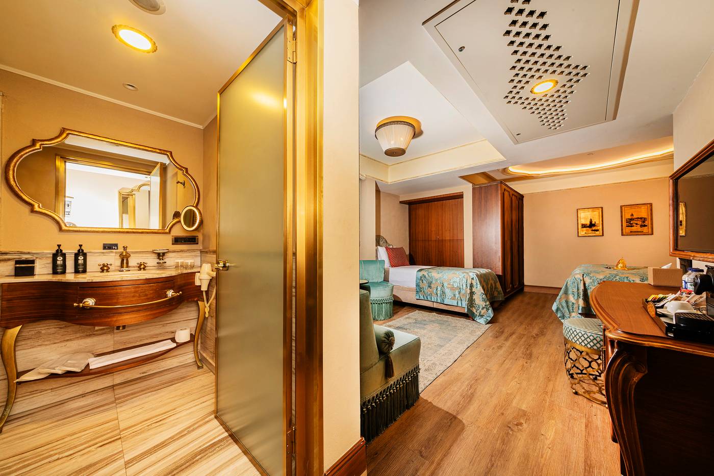 Romance-Istanbul-Hotel-Room-42