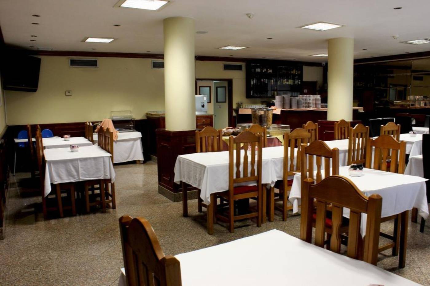 Excelsior-Restaurant-12