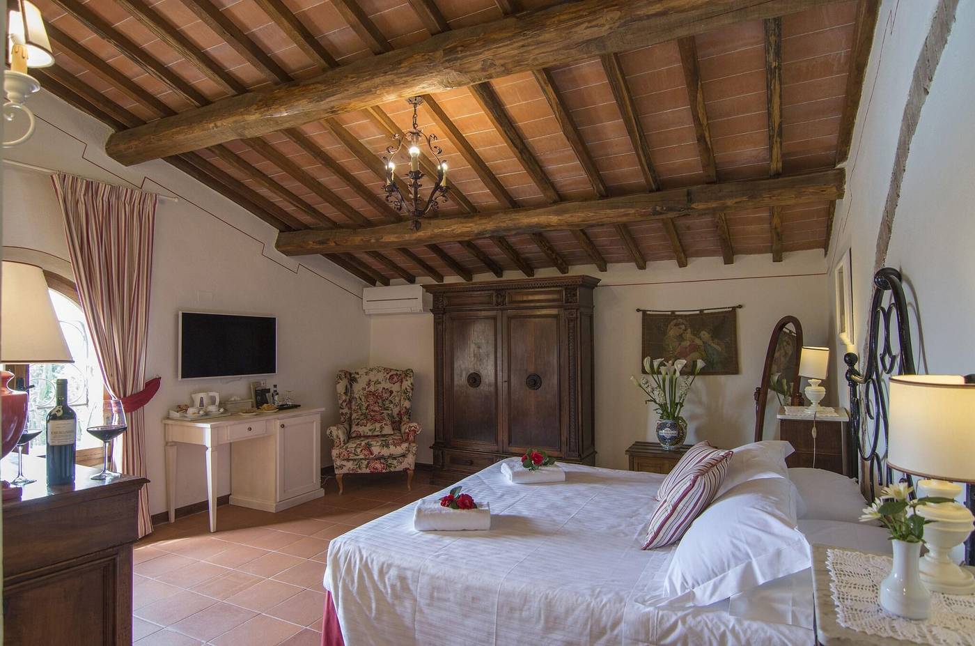 Belvedere-Di-San-Leonino-Room-17