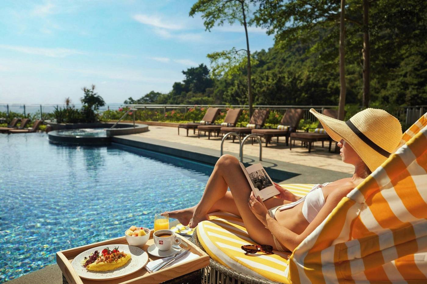 Le-Meridien-Hong-Kong--Cyberport-Pool-70