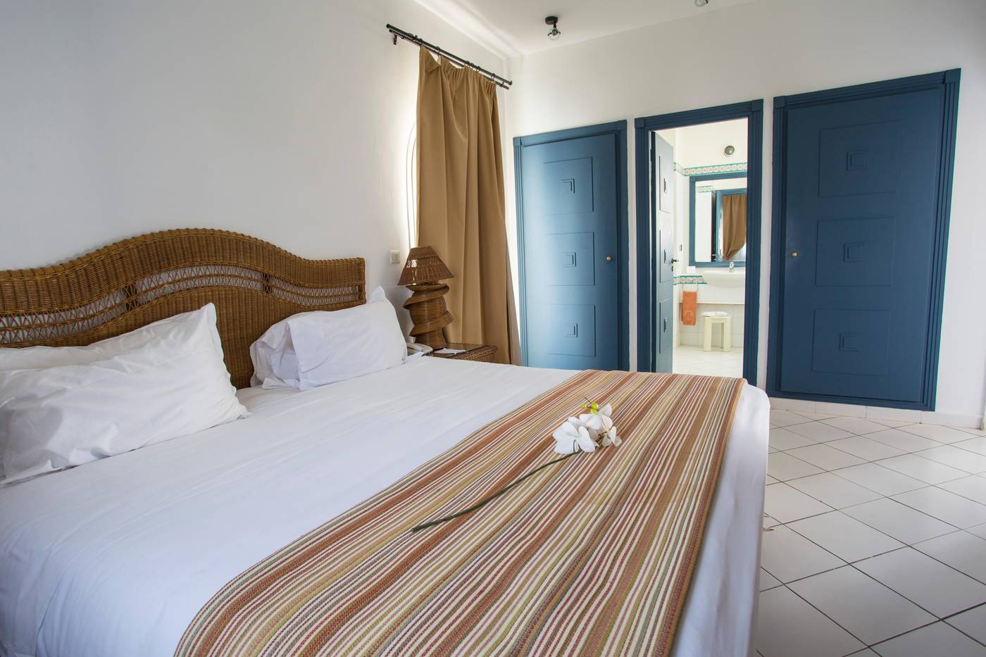 Golden Carthage Residence-Tunisia-LA MARSA-Room-7