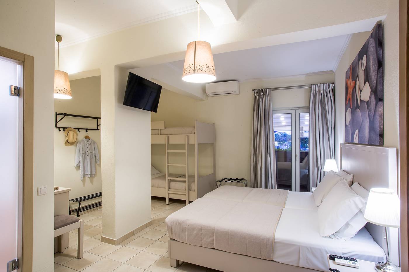 Hotel-Telesilla-Room-12