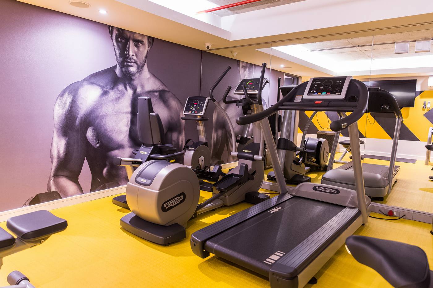 The-Capital-Mirage-Hotel-Sports-and-Entertainment-23