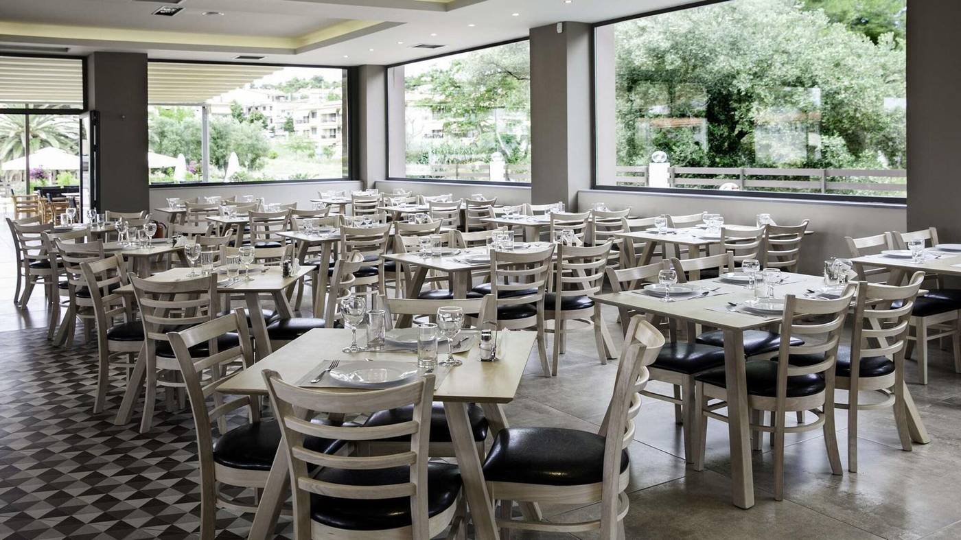 Simeon-Hotel-Restaurant-38