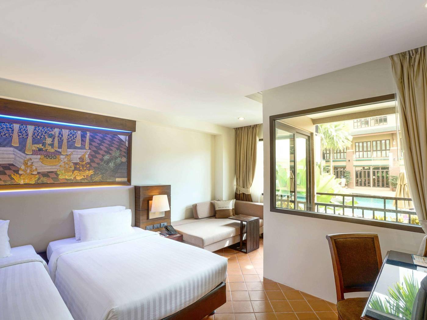 Novotel-Phuket-Vintage-Park-Room-33