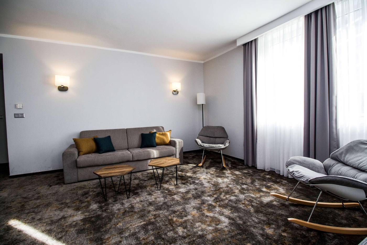 Best-Western-Plus-Premium-Inn-Room-23