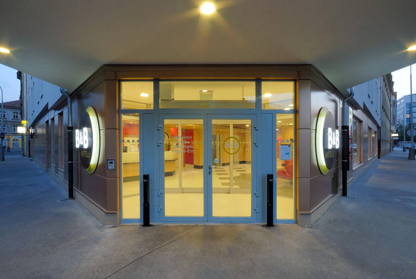 B-B-Hotel-Prague-City-General-view-2