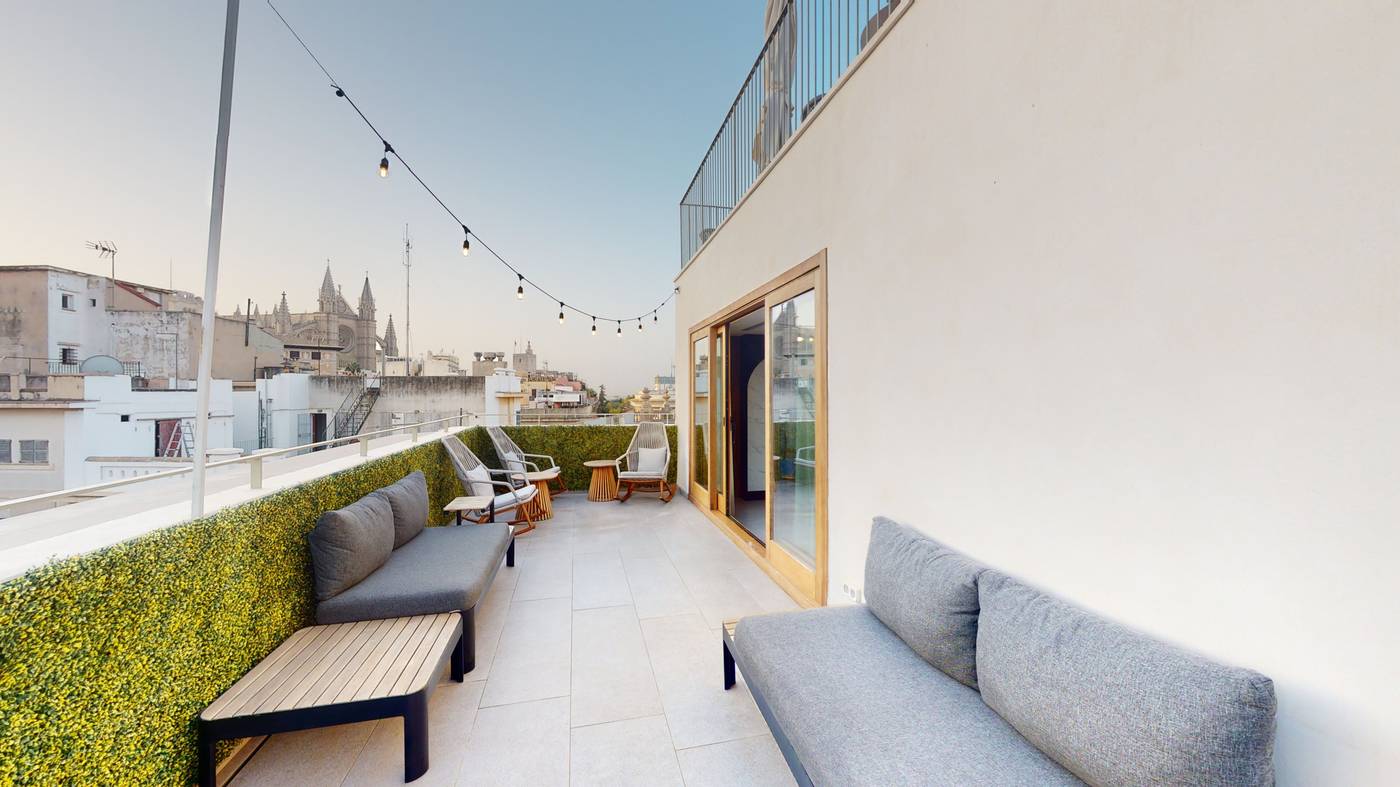 Nivia Born Boutique Hotel