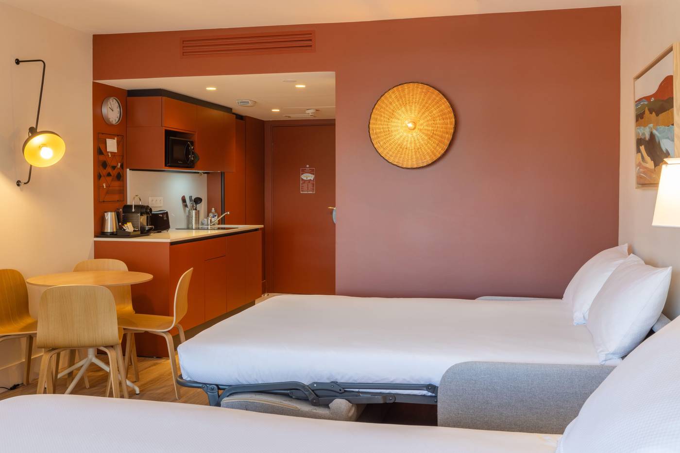 Club-Maintenon-Room-30