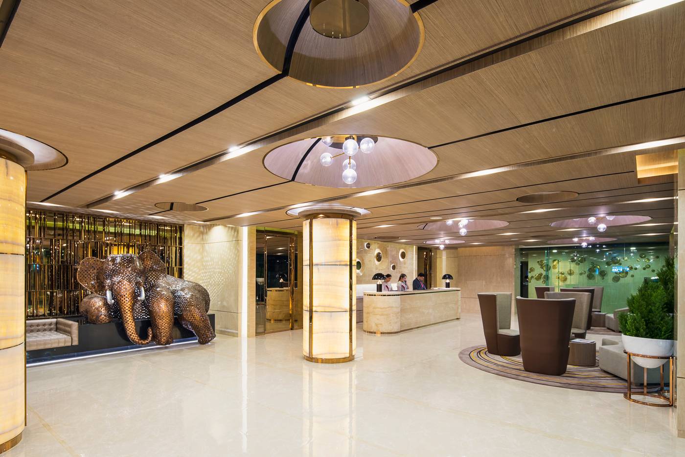 Solitaire-Bangkok-Sukhumvit-11-Lobby-5