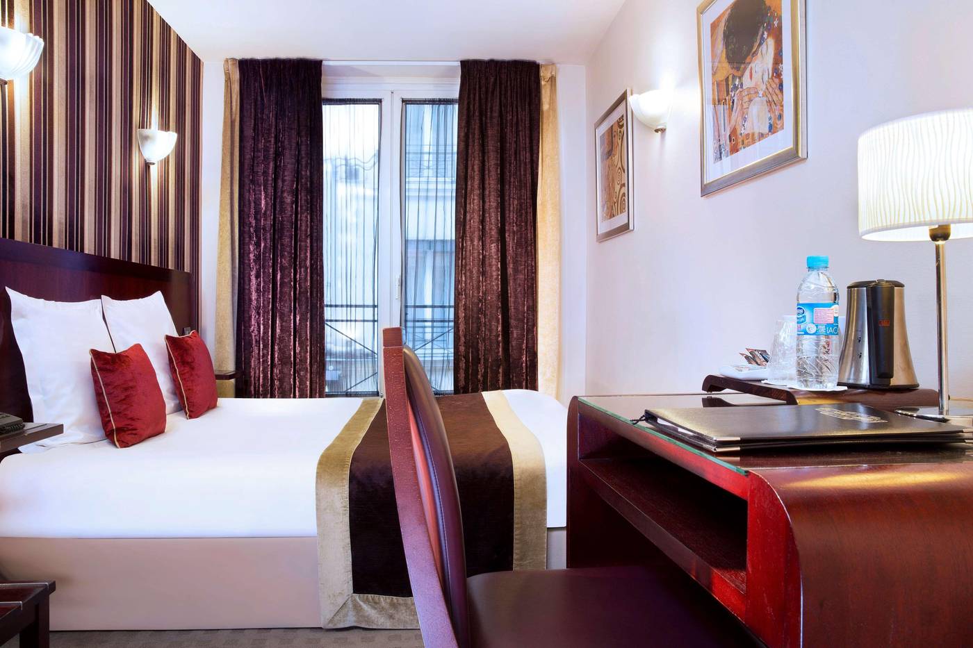 Hotel-Opera-d-Antin-Room-16