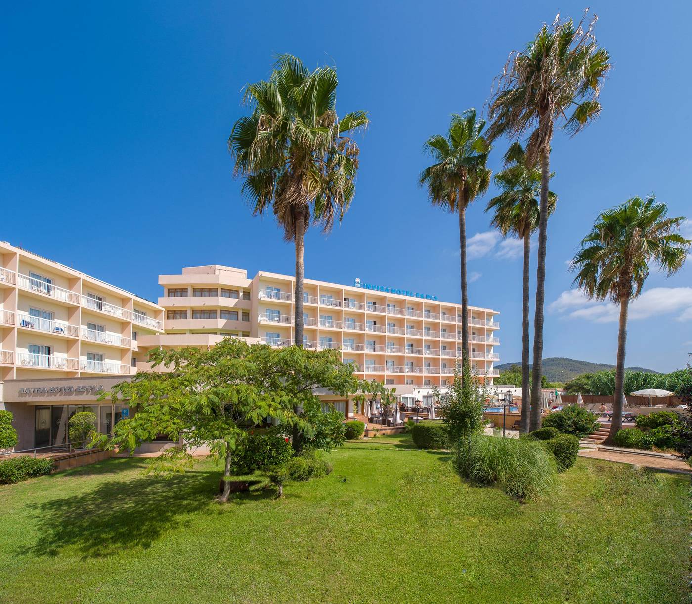 Invisa-Hotel-Es-Pla---Adults-Only-General-view-3