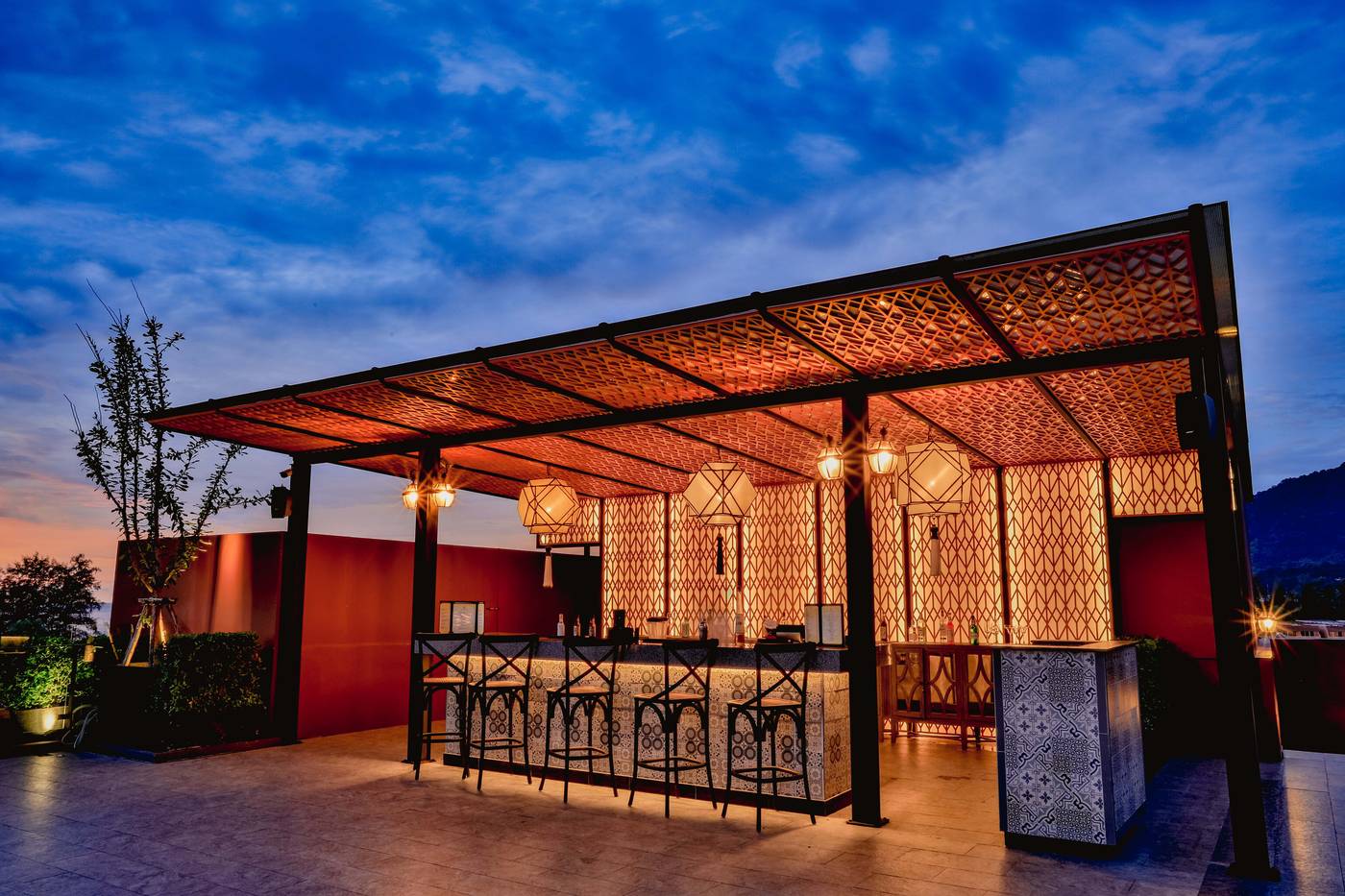 Avista-Grande-Phuket-Karon---MGallery-Bar-15