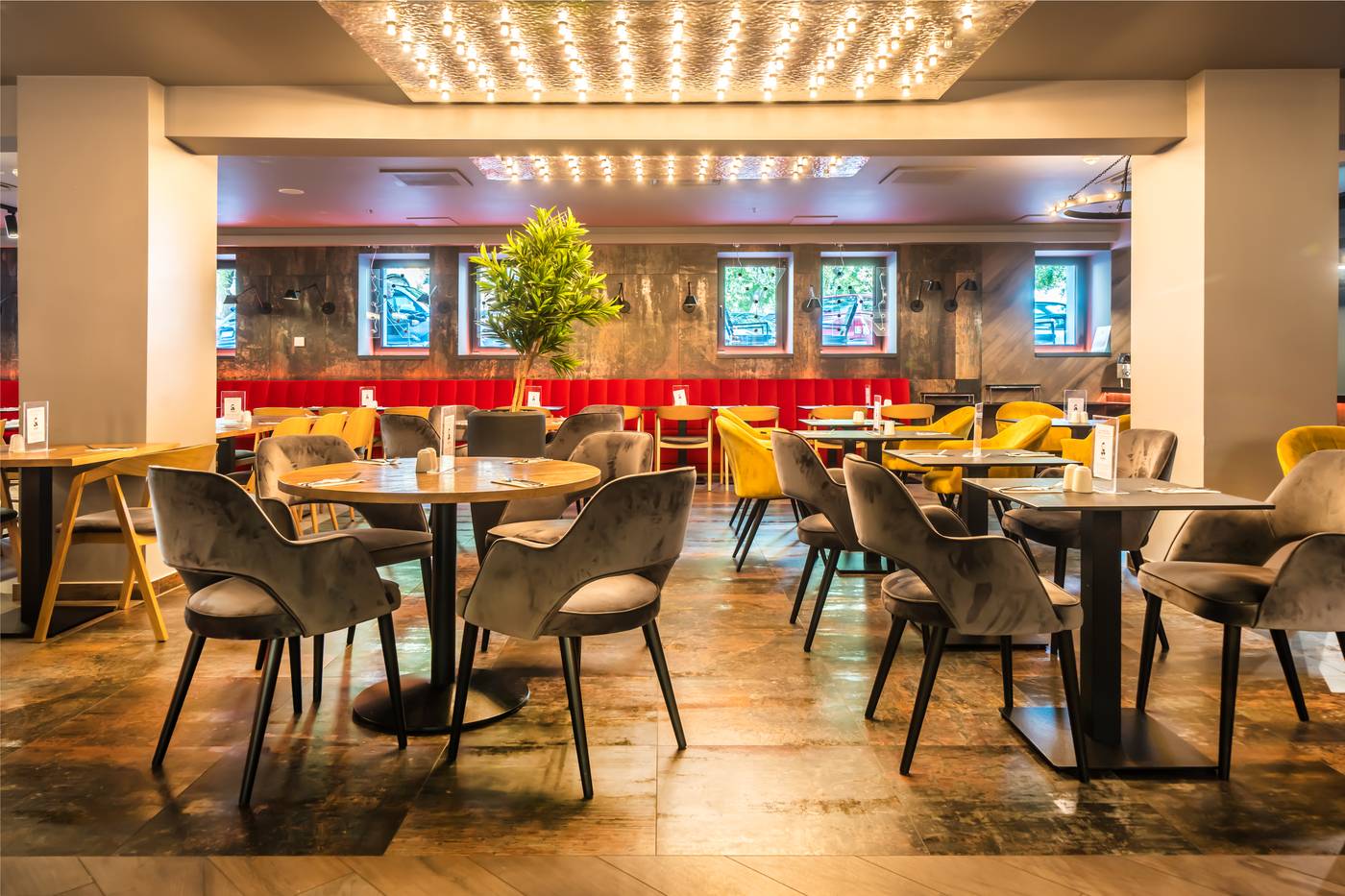 Up-Hotel-Budapest-Restaurant-16