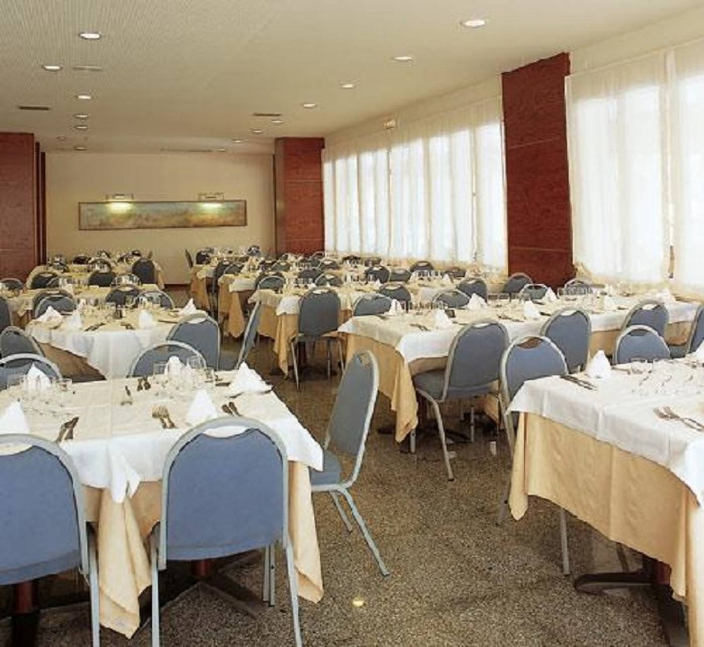 Prestige-Goya-Park-Restaurant-42