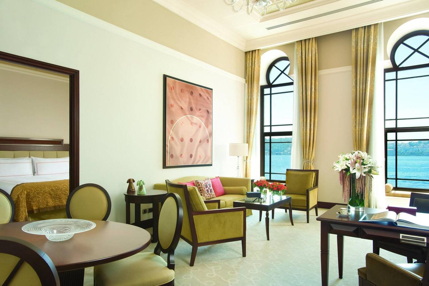 Four-Seasons-at-the-Bosphorus-Room-16