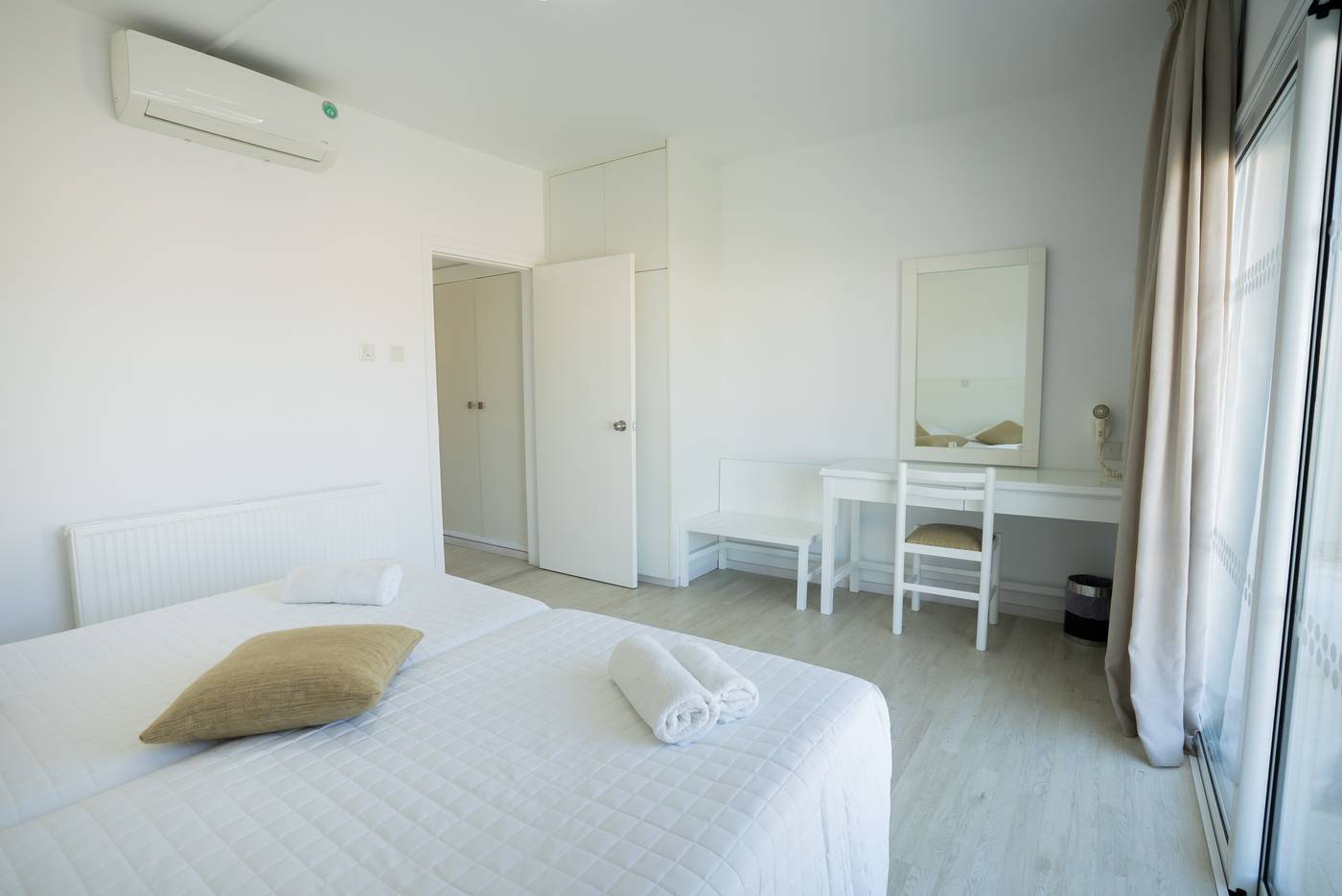 Liquid Hotel Apartments