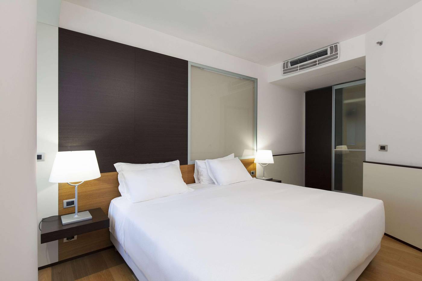 NH-Venezia-Laguna-Palace-Room-33