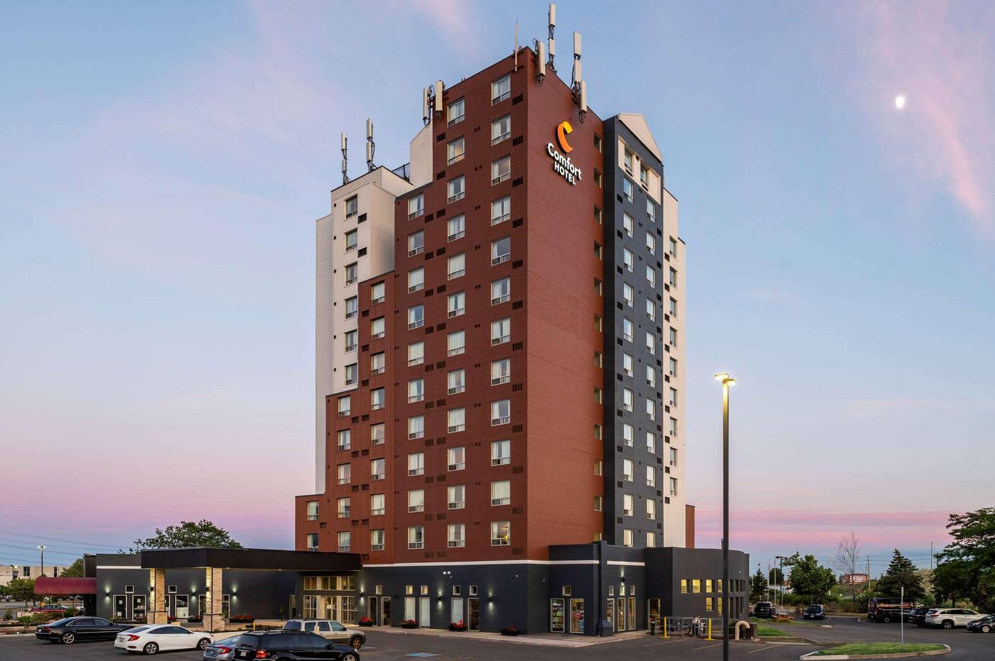 Comfort Hotel Airport North-Canada-TORONTO-General view-4