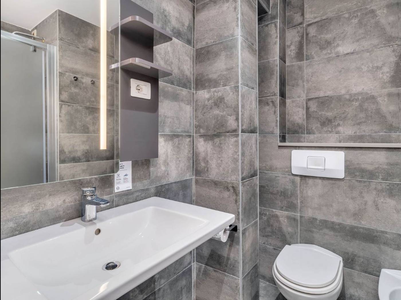 B-B-Hotel-Milano-Ornato-Room-33