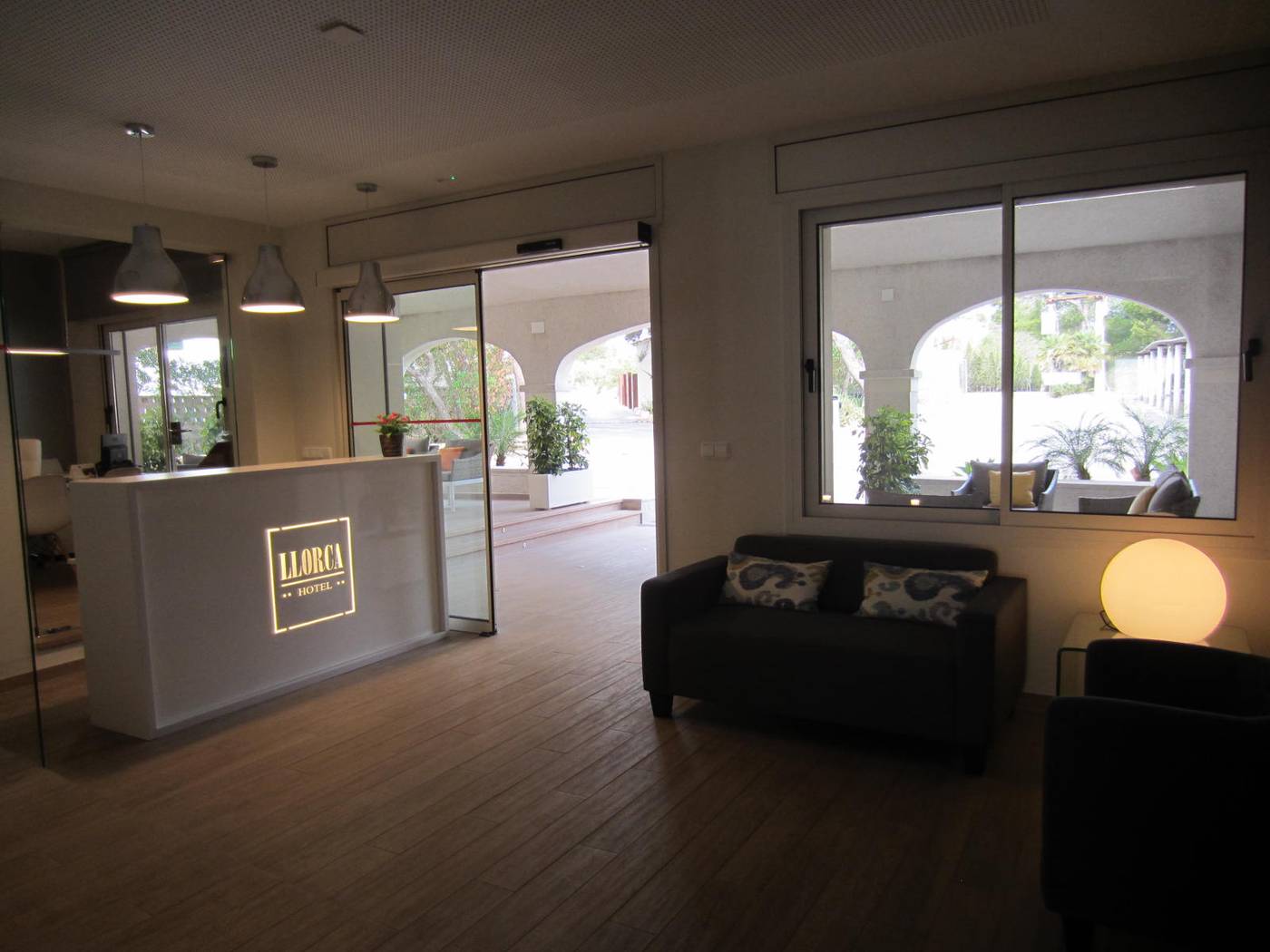 Hotel-LLorca-Lobby-27